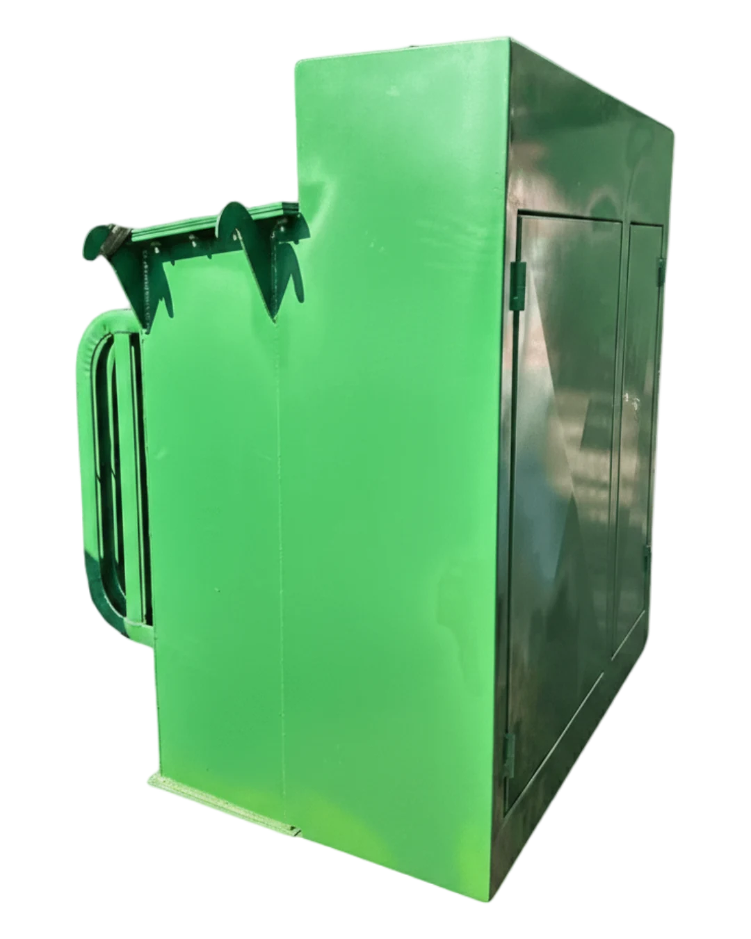 Transformador pedestal em gabinete verde, montado no solo